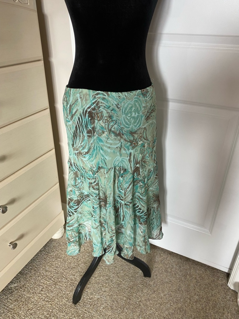 Mint Green Patterned Maxi Skirt with Flare